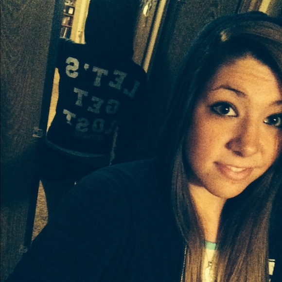 Meet your Posher, Chelsea - Picture 1 of 1